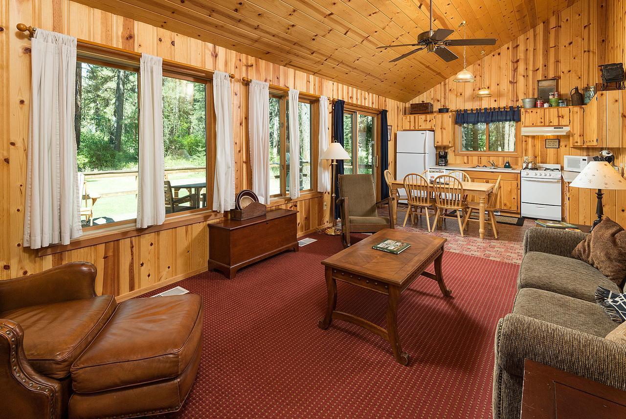 Lake Creek Lodge ベンド エクステリア 写真