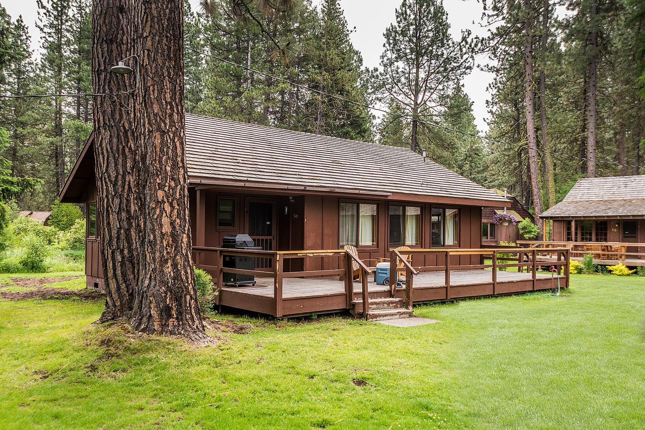 Lake Creek Lodge ベンド エクステリア 写真