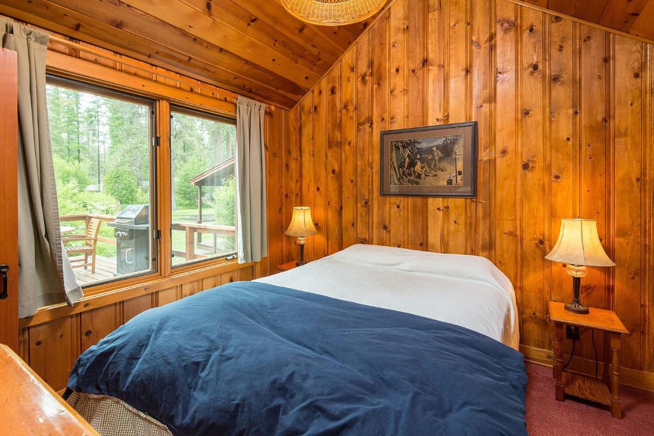 Lake Creek Lodge ベンド エクステリア 写真