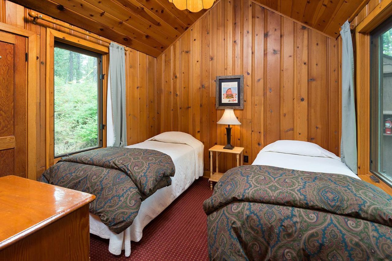 Lake Creek Lodge ベンド エクステリア 写真